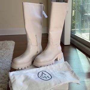 Original Italian brand Ash Lucky Low Heels Boots In Beige Leather